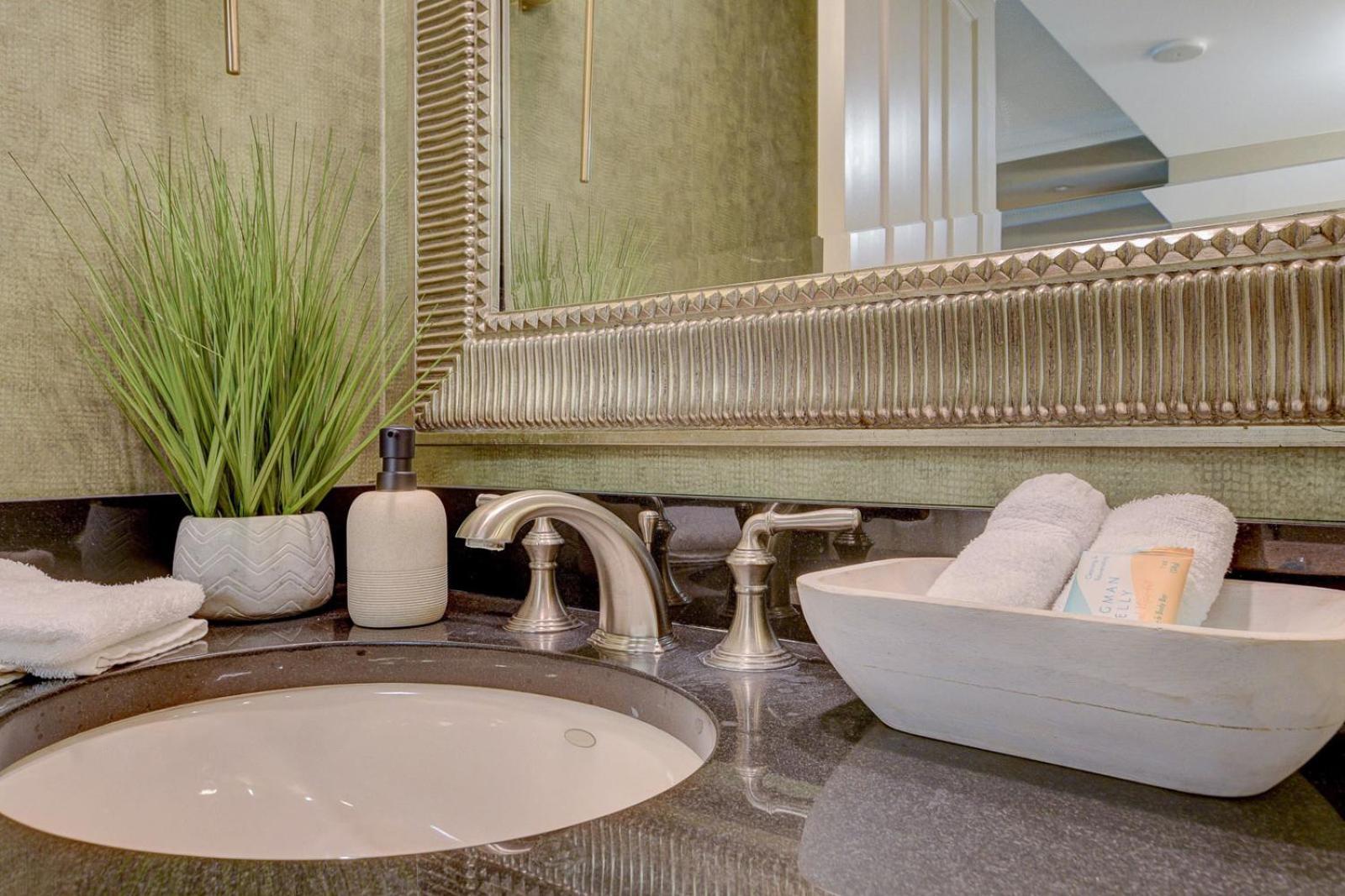 The Signature Escape Ii At Mgm Signature Tower 2 *